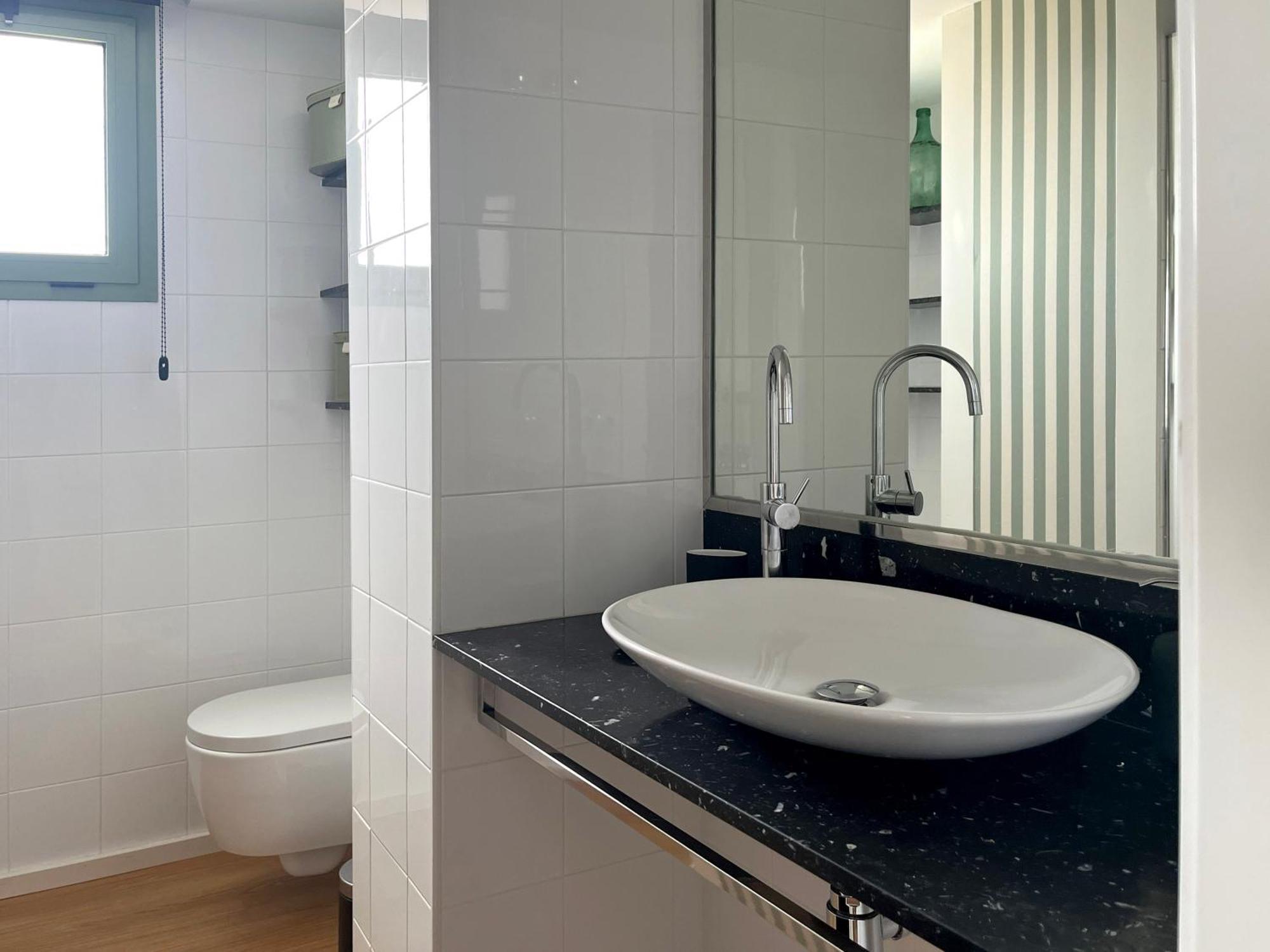 Stylish Well-Connected Beachfront Flat Valencia Exteriör bild