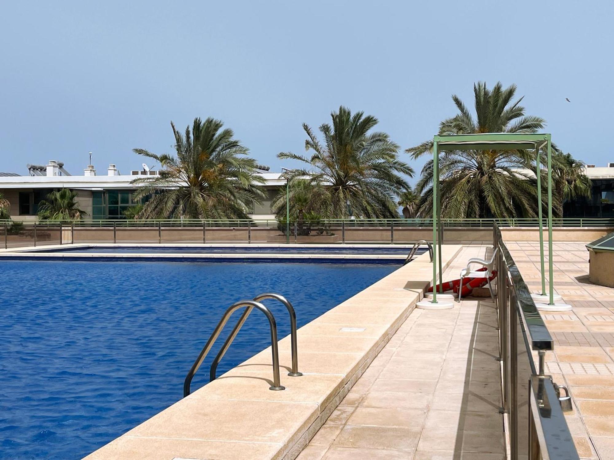 Stylish Well-Connected Beachfront Flat Valencia Exteriör bild
